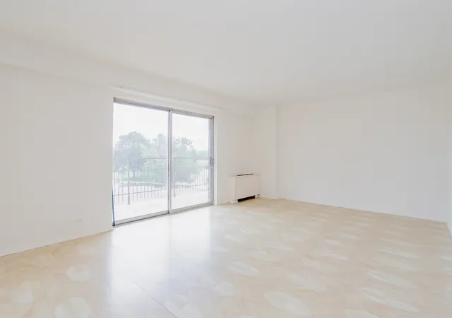 Homes for sale in Chicago, IL | 7033 N Kedzie Ave N #303, Chicago, IL 60645 | MLS# 12683900