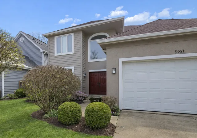 Homes for sale in Highland Park, IL | 980 Half Day Rd, Highland Park, IL 60035 | MLS# 12683912