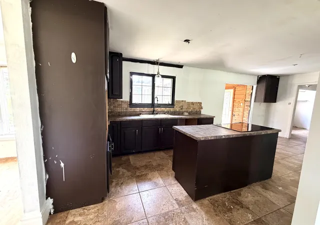 Photo 4 of Single family home for sale at 500 E Clark Trl, Herrin, IL 62948 | MLS# 12683922 | Listing updated on 2026-08-04