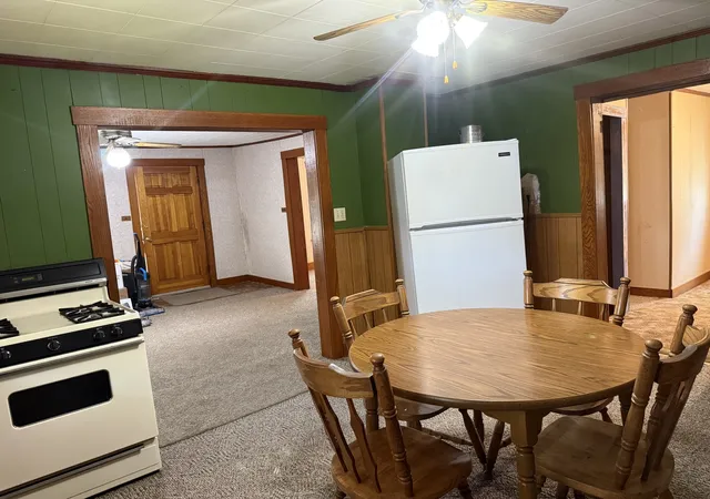 3rd image of 810 W Longstreet Rd, Marion, IL 62959 | MLS# 12683924