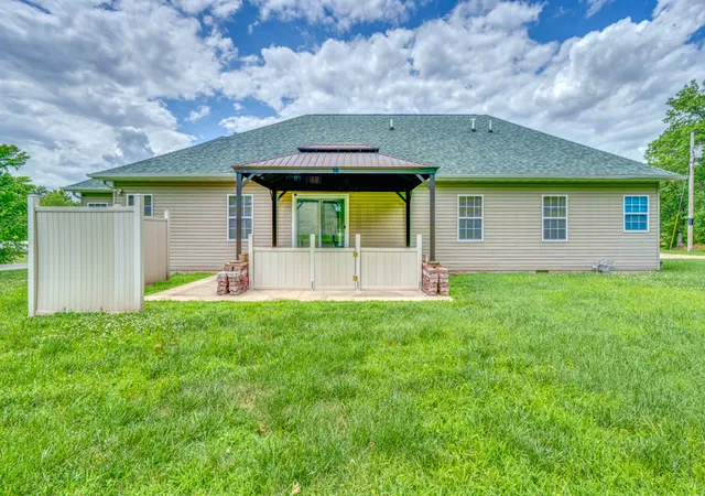 5th image of 2108 S Hillside Ln, Mcleansboro, IL 62859 | MLS# 12683930