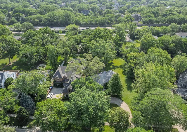 4th image of 241 Coe Rd, Clarendon Hills, IL 60514 | MLS# 12683932