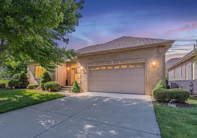 33rd image of 101 Rose Dr, Bloomingdale, IL 60108 | MLS# 12683935