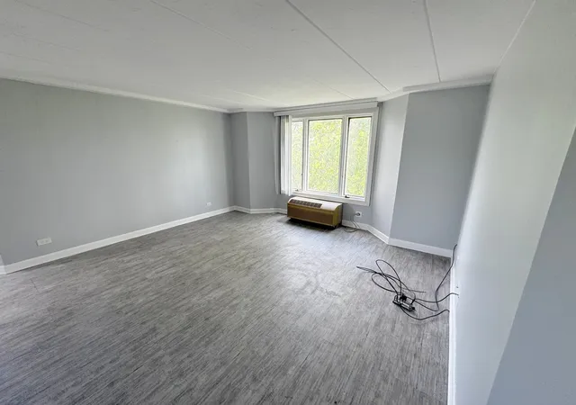 Homes for sale in Palatine, IL | 1 Renaissance Pl #617, Palatine, IL 60067 | MLS# 12683954