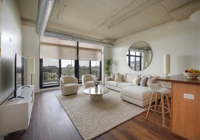 2nd image of 1525 S Sangamon St #415, Chicago, IL 60608 | MLS# 12683968