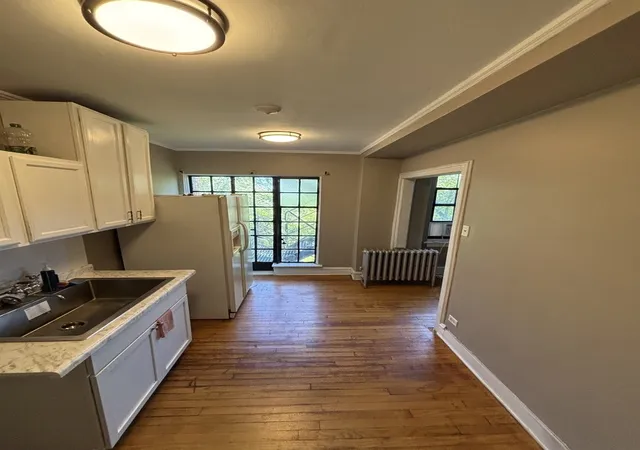5th image of 3017 E 78Th St #4B, Chicago, IL 60649 | MLS# 12684026