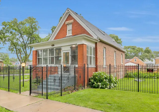 Homes for sale in Chicago, IL | (Undisclosed), Chicago, IL 60620 | MLS# 12684068