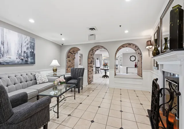3rd image of 501 Lake Hinsdale Dr #408, Willowbrook, IL 60527 | MLS# 12684098