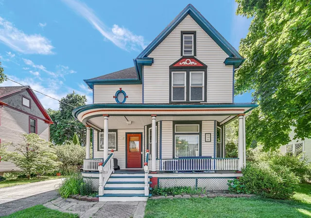 26th image of 715 N County St, Waukegan, IL 60085 | MLS# 12684116