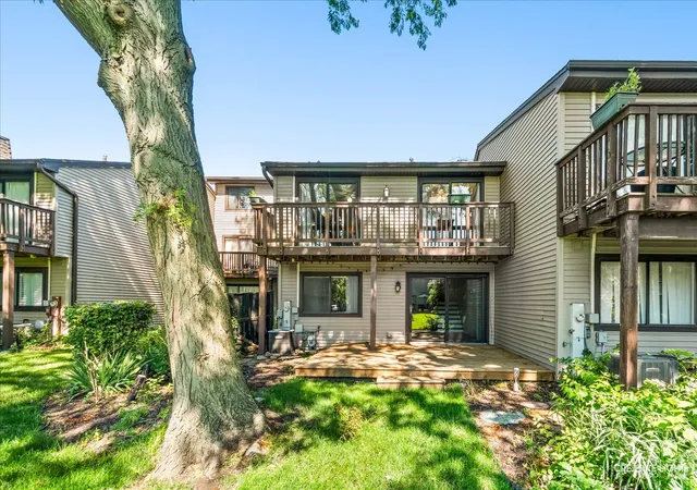 18th image of 29w365 Thornwood Ln #365, Warrenville, IL 60555 | MLS# 12684125