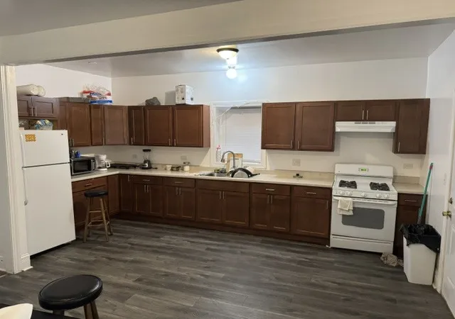 Homes for sale in Chicago, IL | 3949 W Monroe St, Chicago, IL 60624 | MLS# 12684224