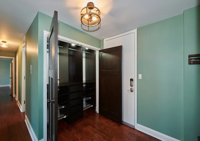 Photo 3 of Condo for sale at 7061 N Kedzie Ave #913, Chicago, IL 60645 | MLS# 12684234 | Listing updated on 2026-07-28