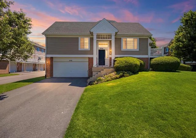 Photo 2 of Townhouse for sale at 8946 Disbrow St, Huntley, IL 60142 | MLS# 12684237 | Listing updated on 2026-09-08