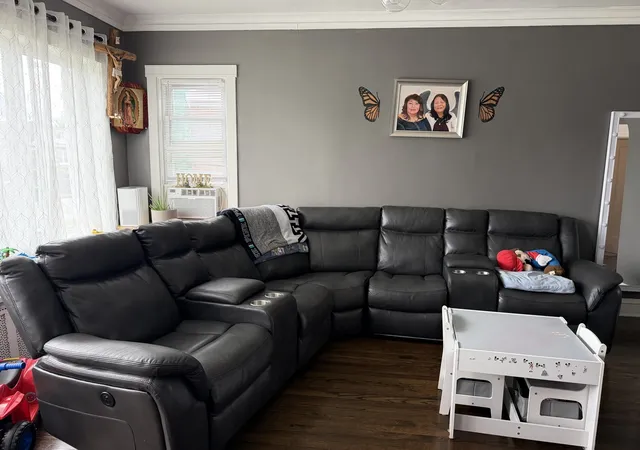 5th image of 5528 W Henderson St, Chicago, IL 60641 | MLS# 12684239