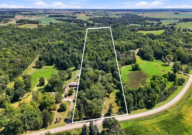 Photo 58 of Single family home for sale at 1713 Lindle Ave, Muscatine, IA 52761 | MLS# 12684240 | Listing updated on 2026-09-06