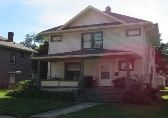 Homes for sale in Kankakee, IL | 667 S Myrtle Ave, Kankakee, IL 60901 | MLS# 12684243