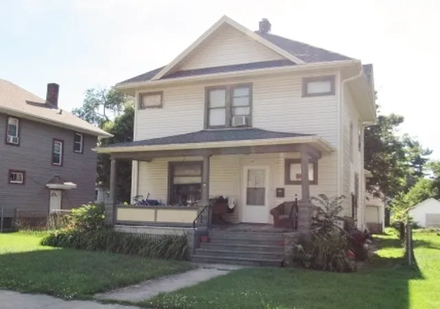 Homes for sale in Kankakee, IL | 667 S Myrtle Ave, Kankakee, IL 60901 | MLS# 12684243