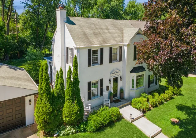 2nd image of 4335 Lee St, Skokie, IL 60076 | MLS# 12684245