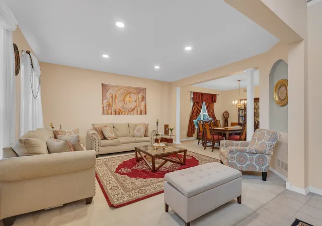 Homes for sale in Bolingbrook, IL | 1300 Palisades Dr, Bolingbrook, IL 60490 | MLS# 12684264