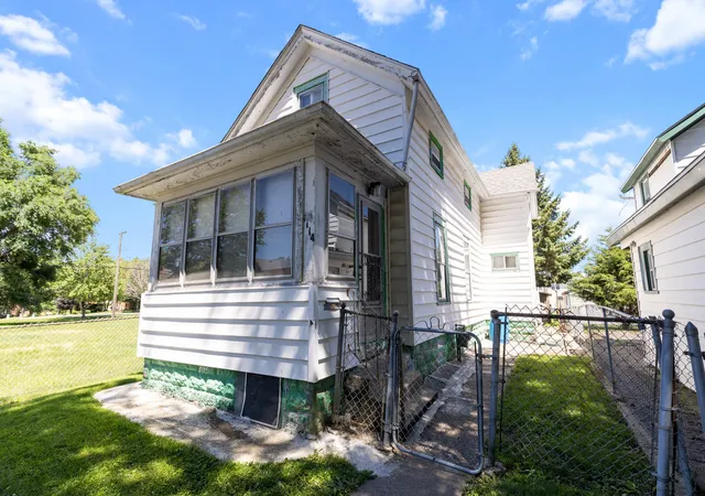 Homes for sale in Rockford, IL | 1114 Corbin St, Rockford, IL 61102 | MLS# 12684302