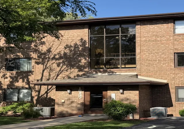 Homes for sale in Orland Park, IL | 15137 Quail Hollow Dr #206, Orland Park, IL 60462 | MLS# 12684312