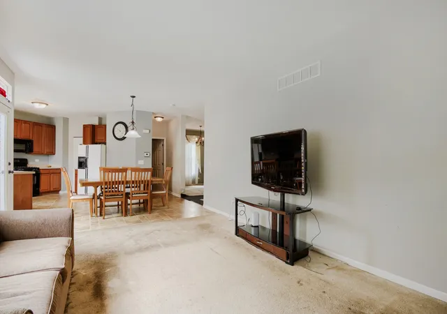 Photo 3 of Single family home for sale at 1607 Mountain Ridge Pass, Plainfield, IL 60586 | MLS# 12684328 | Listing updated on 2026-08-06