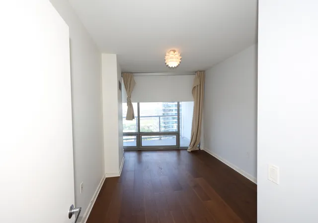 5th image of 100 E 14Th St, Chicago, IL 60605