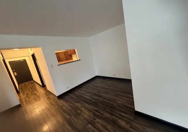 2nd image of 7337 S South Shore Dr #326, Chicago, IL 60649 | MLS# 12684420