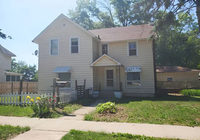 Homes for sale in Prophetstown, IL | 802 Locust St, Prophetstown, IL 61277 | MLS# 12684435