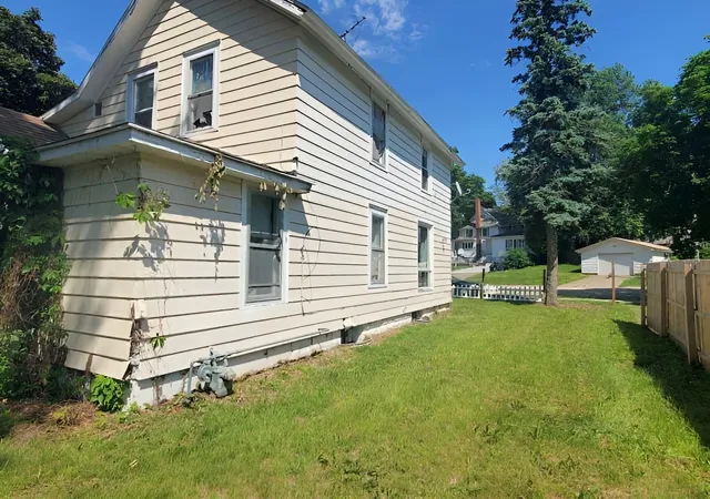 Homes for sale in Prophetstown, IL | 802 Locust St, Prophetstown, IL 61277 | MLS# 12684435
