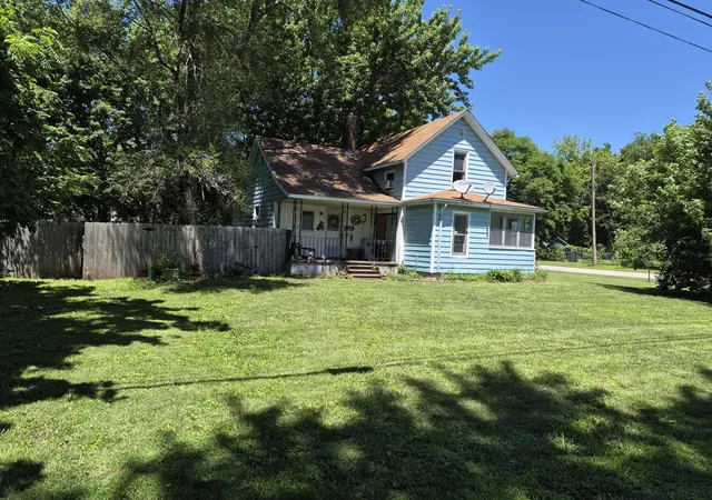 Homes for sale in Aledo, IL | 409 Sw 8 St, Aledo, IL 61231 | MLS# 12684438