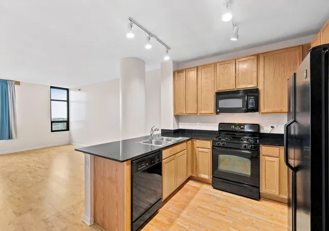 Homes for sale in Chicago, IL | 1255 S State St #1514, Chicago, IL 60605 | MLS# 12684452