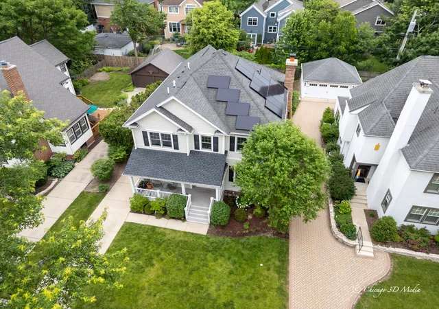 3rd image of 306 17Th St, Wilmette, IL 60091 | MLS# 12684479