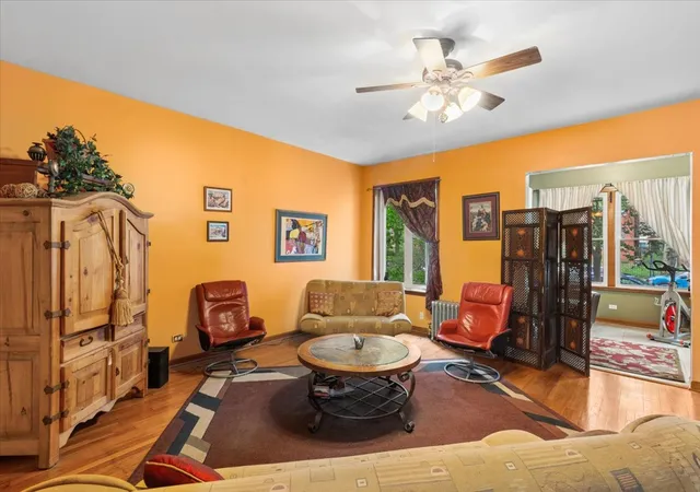 2nd image of 4417 N Malden St #1S, Chicago, IL 60640 | MLS# 12684528
