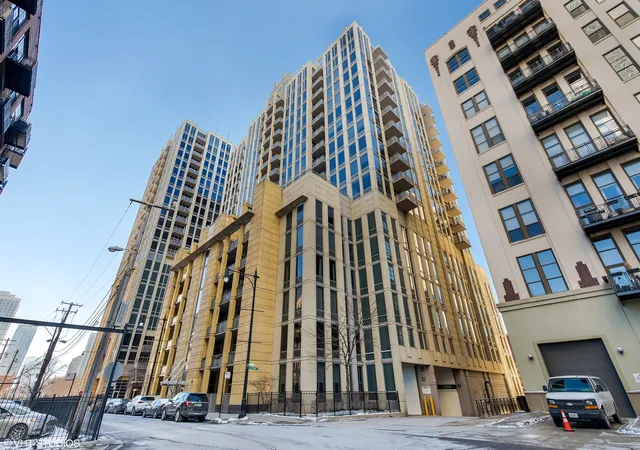 Homes for sale in Chicago, IL | 720 N Larrabee St #1709, Chicago, IL 60654 | MLS# 12684542