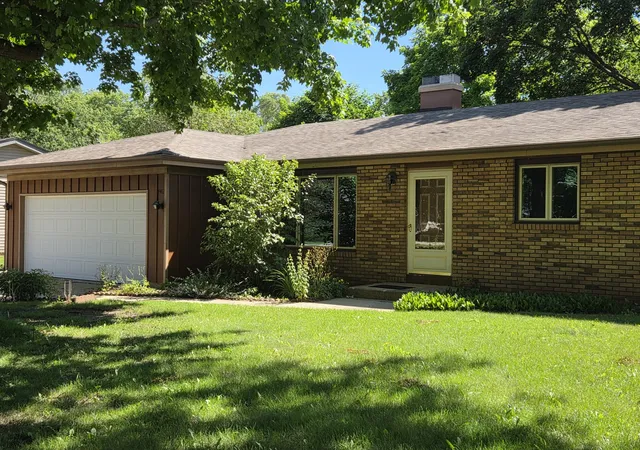 Homes for sale in Roscoe, IL | 4463 Adele St, Roscoe, IL 61073 | MLS# 12684569