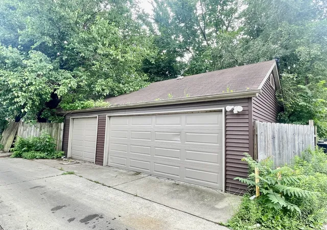 28th image of 7916 S Constance Ave, Chicago, IL 60617 | MLS# 12684596