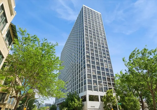 1st image of 4343 N Clarendon Ave #1809, Chicago, IL 60613 | MLS# 12684600
