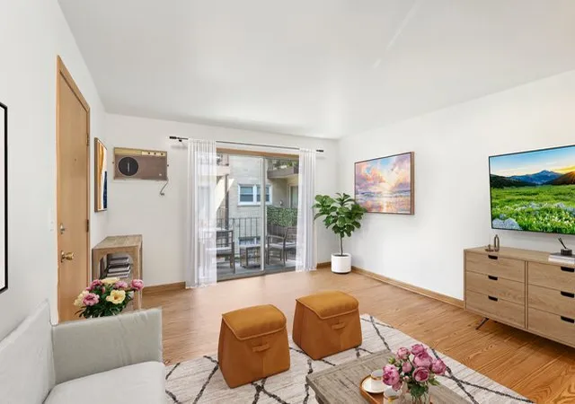 Photo 3 of Sale Pending at 4235 N Kedvale Ave #2B, Chicago, IL 60641 | MLS# 12684612 | Listing updated on 2026-09-19