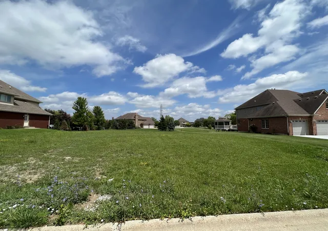 3rd image of 20389 Grand Traverse Dr, Frankfort, IL 60423 | MLS# 12684649
