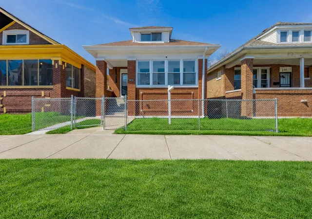 Homes for sale in Chicago, IL | 8020 S Bishop St, Chicago, IL 60620 | MLS# 12684671