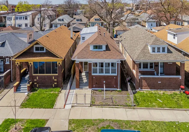 Homes for sale in Chicago, IL | 8020 S Bishop St, Chicago, IL 60620 | MLS# 12684671
