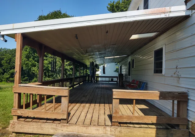 4th image of 425 King Hill Ln, Vienna, IL 62995 | MLS# 12684710
