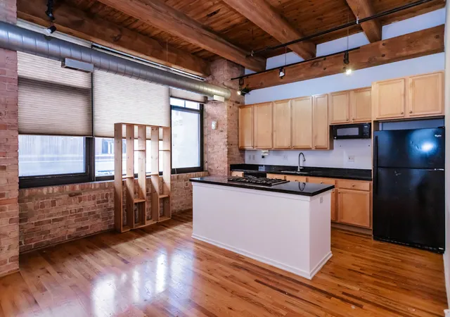 Homes for sale in Chicago, IL | 625 W Jackson Blvd #212, Chicago, IL 60661 | MLS# 12684806