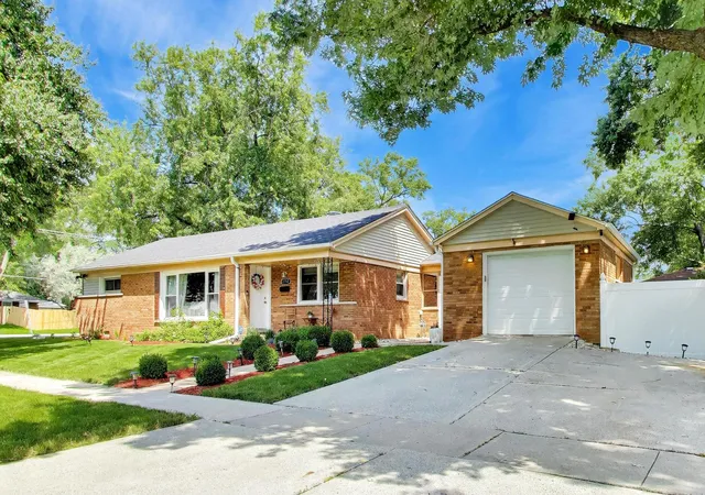 2nd image of 2752 174th St, Hazel Crest, IL 60429 | MLS# 12684825