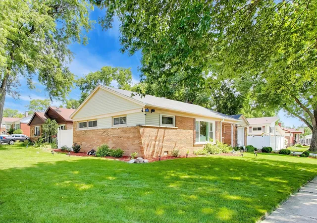 3rd image of 2752 174Th St, Hazel Crest, IL 60429 | MLS# 12684825