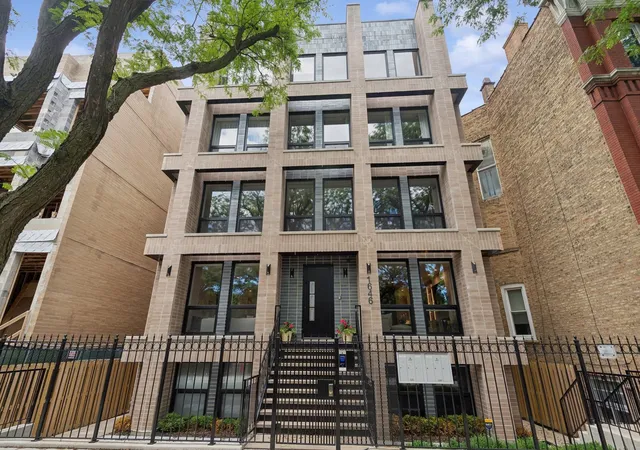 Homes for sale in Chicago, IL | 1646 N Orch St, Chicago, IL 60614