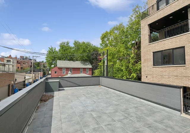 2nd image of 1646 N Orch St, Chicago, IL 60614