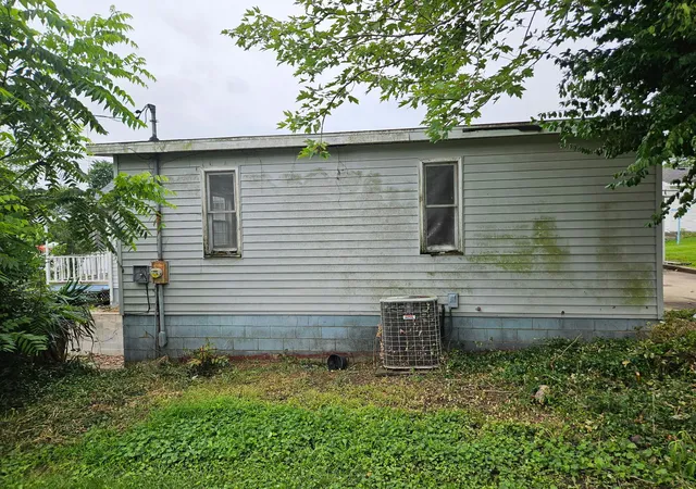 4th image of 1415 S Washington St, Harrisburg, IL 62946 | MLS# 12684877