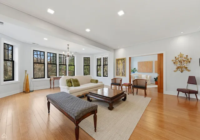 Homes for sale in Chicago, IL | 1215 E Madison Park Ave #3, Chicago, IL 60615 | MLS# 12684895